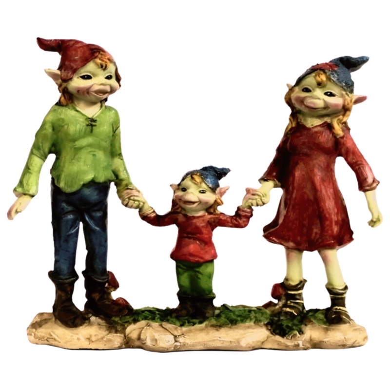 Pixie Couple with Child 13x14cm